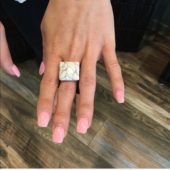 💛⚪️MARBLE RINGS - Picture 5 of 8